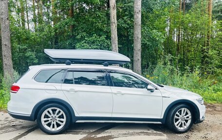 Volkswagen Passat B8 рестайлинг, 2018 год, 2 700 000 рублей, 8 фотография