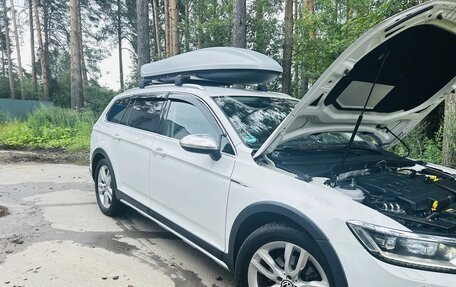 Volkswagen Passat B8 рестайлинг, 2018 год, 2 700 000 рублей, 13 фотография