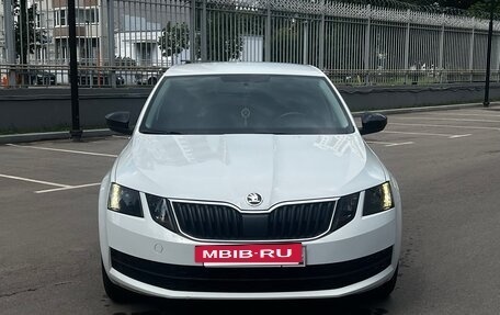 Skoda Octavia, 2017 год, 1 500 000 рублей, 2 фотография