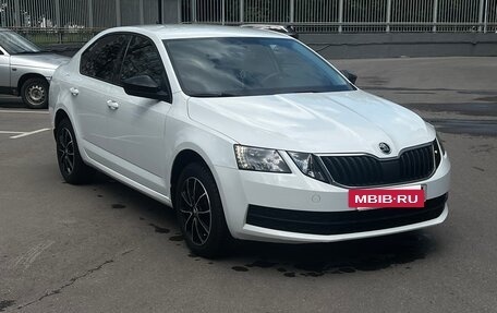 Skoda Octavia, 2017 год, 1 500 000 рублей, 3 фотография