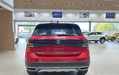 Volkswagen T-Cross I, 2023 год, 1 900 000 рублей, 3 фотография