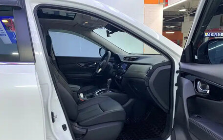 Nissan X-Trail, 2022 год, 2 000 000 рублей, 16 фотография