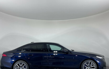 BMW 5 серия, 2024 год, 6 649 000 рублей, 2 фотография
