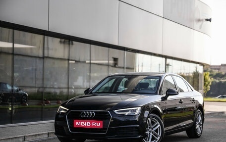 Audi A4, 2018 год, 2 399 000 рублей, 1 фотография