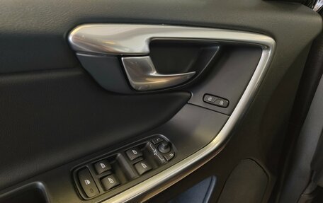 Volvo XC60 II, 2016 год, 1 600 000 рублей, 6 фотография