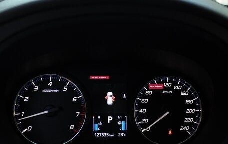 Mitsubishi Outlander III рестайлинг 3, 2018 год, 1 950 000 рублей, 8 фотография