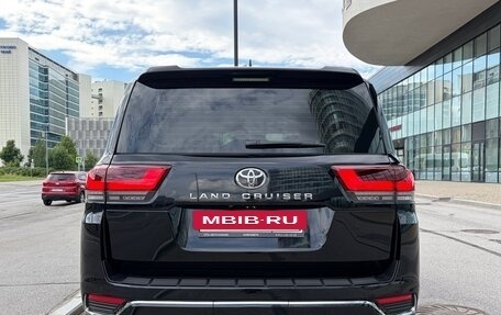 Toyota Land Cruiser, 2023 год, 10 700 000 рублей, 6 фотография