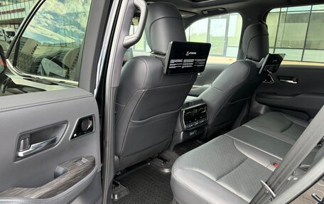 Toyota Land Cruiser, 2023 год, 10 700 000 рублей, 15 фотография