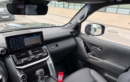 Toyota Land Cruiser, 2023 год, 10 700 000 рублей, 19 фотография