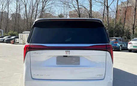 Buick GL8, 2025 год, 7 975 000 рублей, 5 фотография