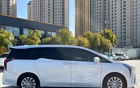 Buick GL8, 2025 год, 7 975 000 рублей, 6 фотография
