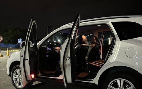 Hyundai Santa Fe III рестайлинг, 2011 год, 1 500 000 рублей, 20 фотография