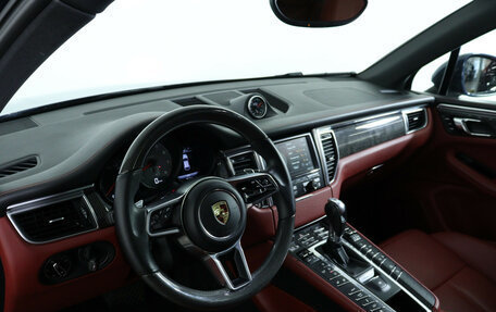 Porsche Macan I рестайлинг, 2015 год, 3 390 000 рублей, 18 фотография