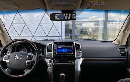 Toyota Land Cruiser 200, 2015 год, 4 439 000 рублей, 12 фотография