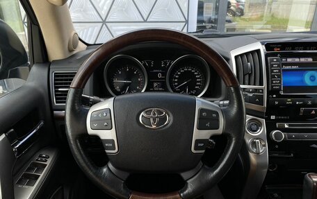 Toyota Land Cruiser 200, 2015 год, 4 439 000 рублей, 15 фотография