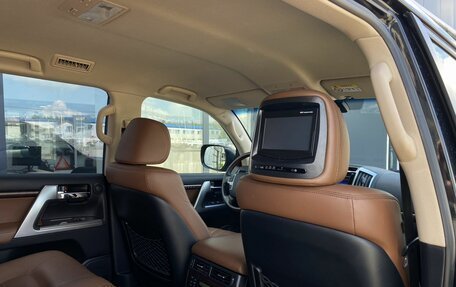 Toyota Land Cruiser 200, 2015 год, 4 439 000 рублей, 30 фотография
