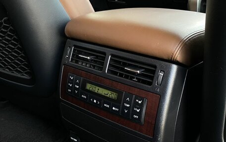 Toyota Land Cruiser 200, 2015 год, 4 439 000 рублей, 31 фотография