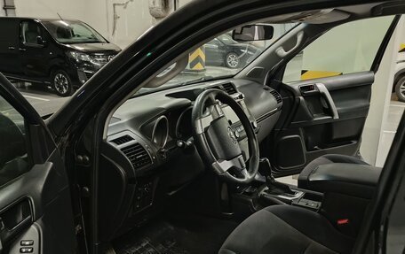 Toyota Land Cruiser Prado 150 рестайлинг 2, 2015 год, 2 300 000 рублей, 5 фотография