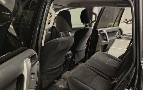 Toyota Land Cruiser Prado 150 рестайлинг 2, 2015 год, 2 300 000 рублей, 6 фотография