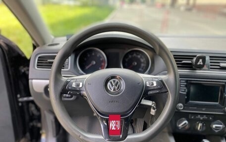 Volkswagen Jetta VI, 2017 год, 1 150 000 рублей, 11 фотография