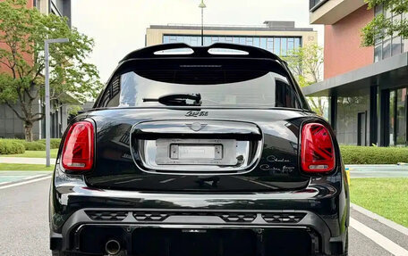 MINI Hatch, 2022 год, 1 640 000 рублей, 7 фотография