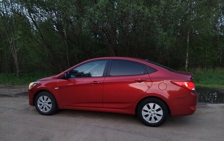 Hyundai Solaris II рестайлинг, 2015 год, 1 050 000 рублей, 10 фотография