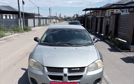 Dodge Stratus II, 2004 год, 330 000 рублей, 1 фотография