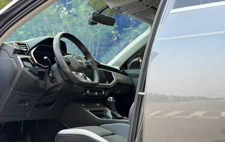 Audi Q3, 2022 год, 2 000 000 рублей, 7 фотография