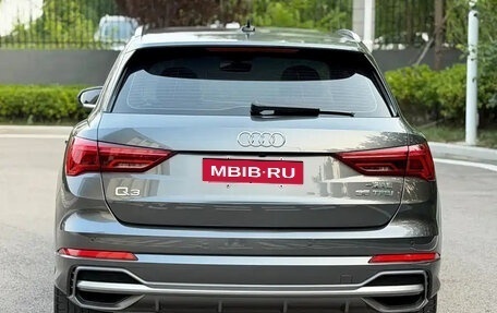 Audi Q3, 2022 год, 2 000 000 рублей, 5 фотография