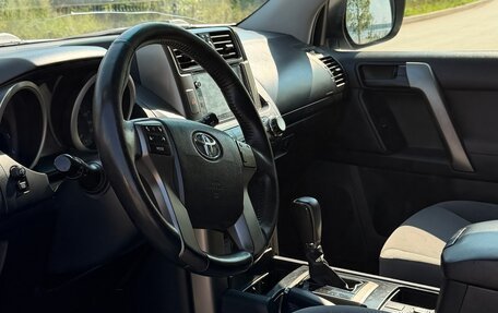 Toyota Land Cruiser Prado 150 рестайлинг 2, 2012 год, 2 600 000 рублей, 8 фотография