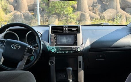Toyota Land Cruiser Prado 150 рестайлинг 2, 2012 год, 2 600 000 рублей, 10 фотография