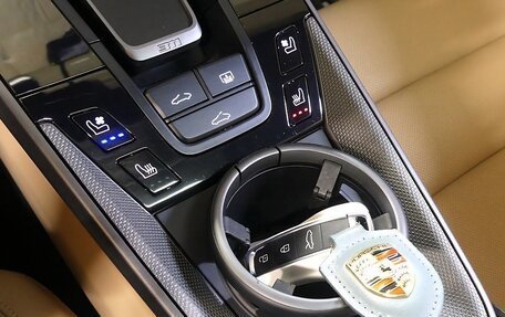Porsche 911, 2021 год, 13 050 000 рублей, 16 фотография