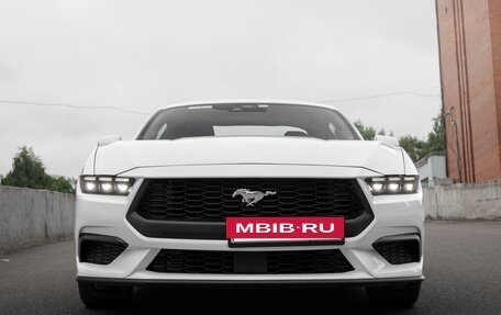 Ford Mustang, 2023 год, 5 990 000 рублей, 2 фотография
