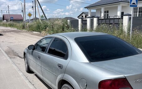 Dodge Stratus II, 2004 год, 330 000 рублей, 32 фотография