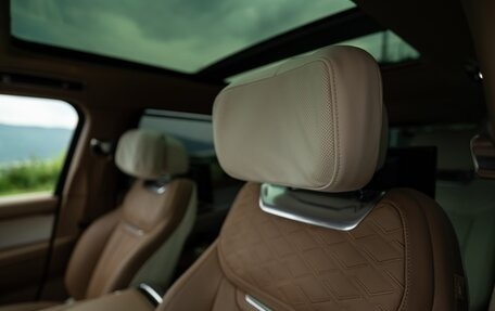 Land Rover Range Rover IV рестайлинг, 2022 год, 23 000 000 рублей, 5 фотография