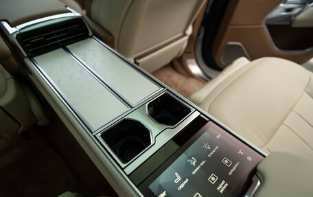 Land Rover Range Rover IV рестайлинг, 2022 год, 23 000 000 рублей, 16 фотография