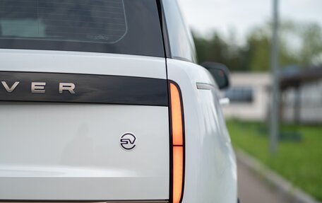Land Rover Range Rover IV рестайлинг, 2022 год, 23 000 000 рублей, 27 фотография