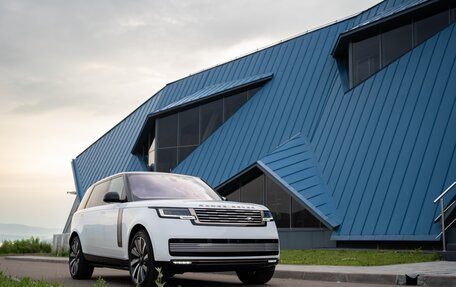 Land Rover Range Rover IV рестайлинг, 2022 год, 23 000 000 рублей, 33 фотография
