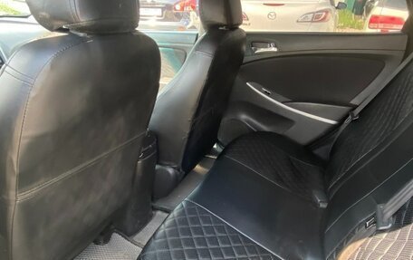 Hyundai Solaris II рестайлинг, 2013 год, 475 000 рублей, 7 фотография