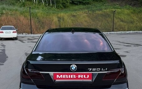 BMW 7 серия, 2005 год, 1 050 000 рублей, 14 фотография