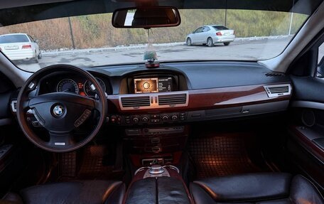 BMW 7 серия, 2005 год, 1 050 000 рублей, 32 фотография