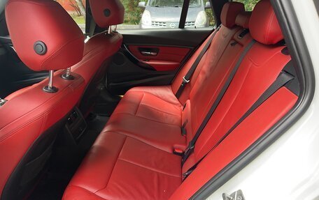 BMW 3 серия, 2013 год, 1 950 000 рублей, 10 фотография
