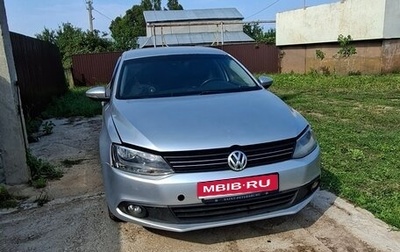 Volkswagen Jetta VI, 2013 год, 650 000 рублей, 1 фотография