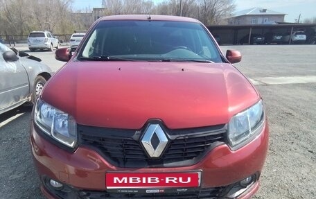 Renault Sandero II рестайлинг, 2014 год, 468 000 рублей, 1 фотография