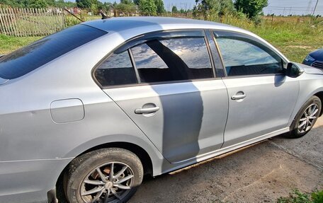 Volkswagen Jetta VI, 2013 год, 650 000 рублей, 6 фотография