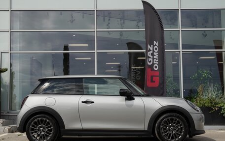 MINI Hatch, 2024 год, 4 340 000 рублей, 8 фотография