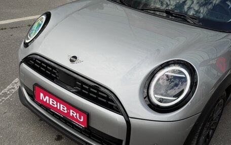MINI Hatch, 2024 год, 4 340 000 рублей, 10 фотография