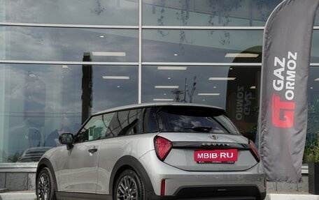 MINI Hatch, 2024 год, 4 340 000 рублей, 4 фотография