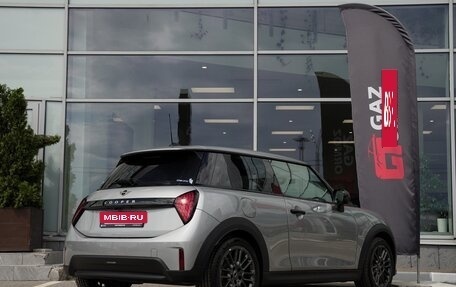 MINI Hatch, 2024 год, 4 340 000 рублей, 7 фотография
