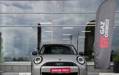 MINI Hatch, 2024 год, 4 340 000 рублей, 3 фотография